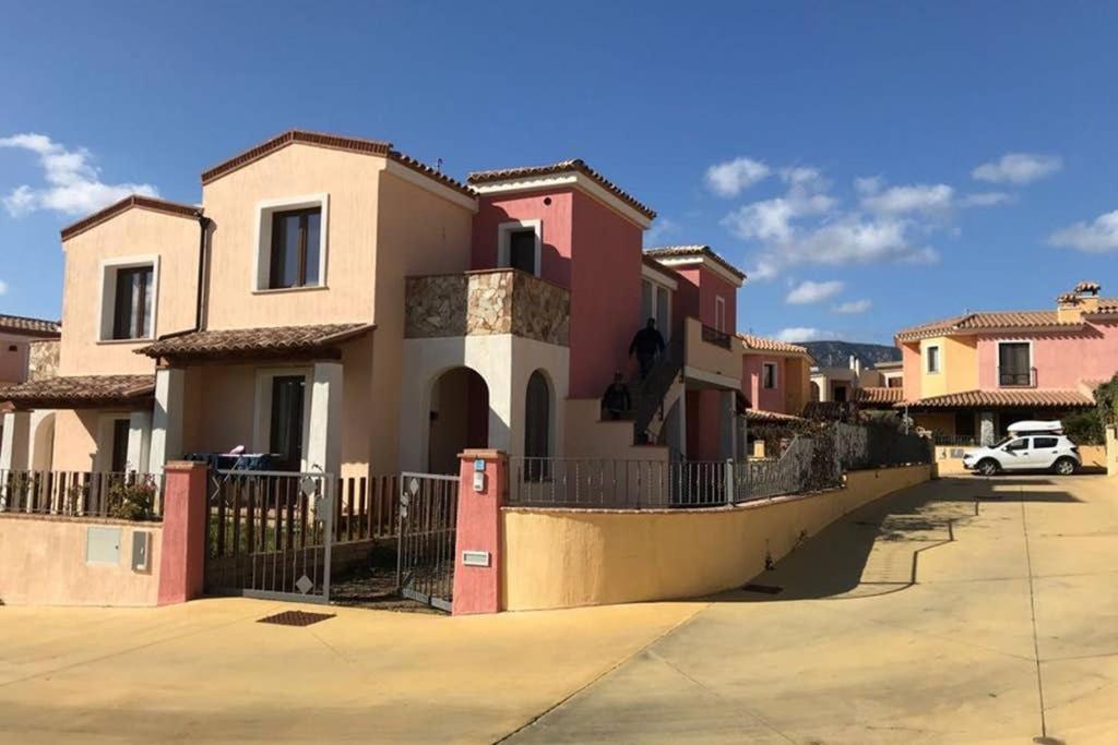 Confort E Relax Villasimius Exterior photo