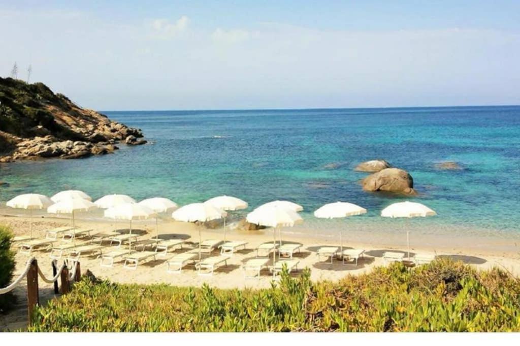 Confort E Relax Villasimius Exterior photo